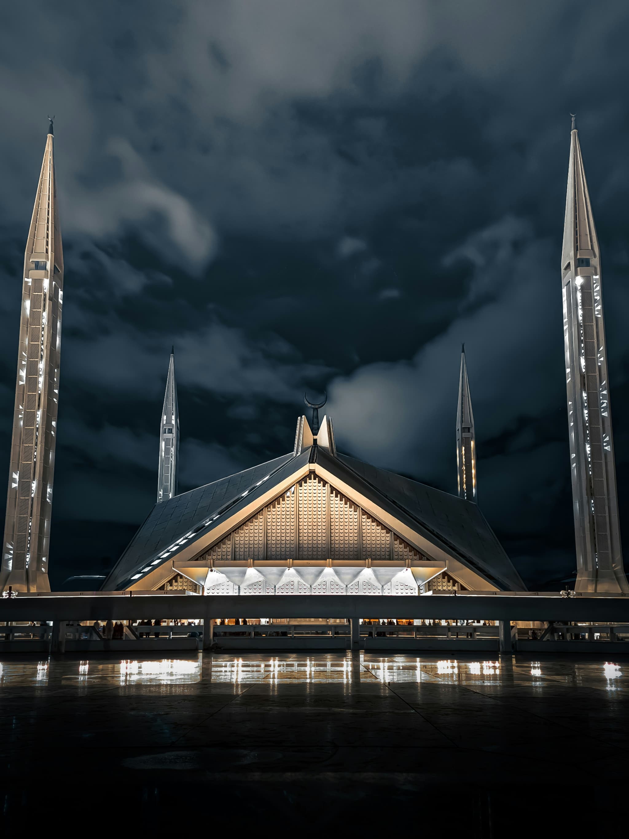 4 Star 10 Nights Umrah + Pakistan