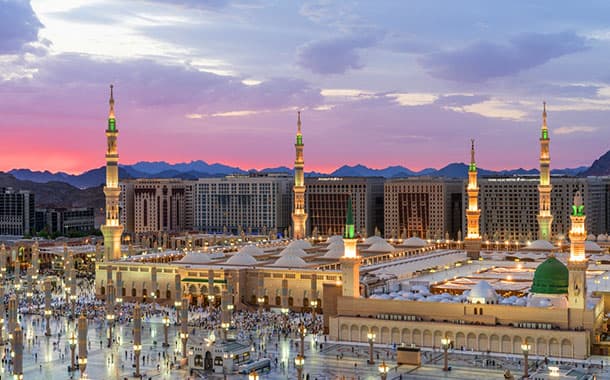 7 Nights 4 star Umrah Package